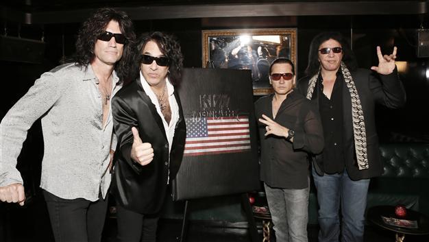 KISS hails Gaga, others like garbage collectors