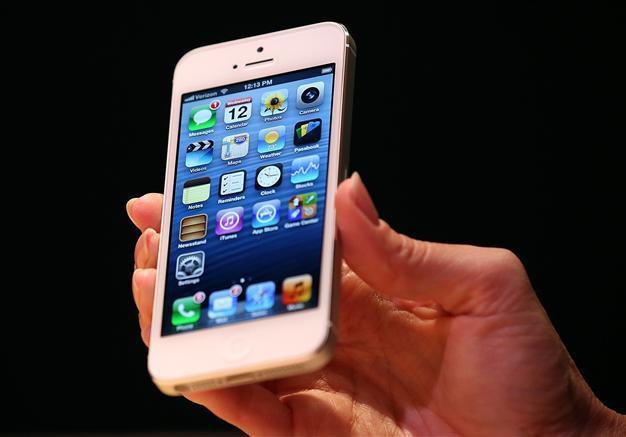 Apple gets record 2 million iPhone 5 orders in 24 hours