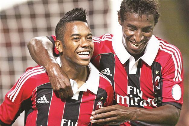 Milan feels pressure in Anderlecht match