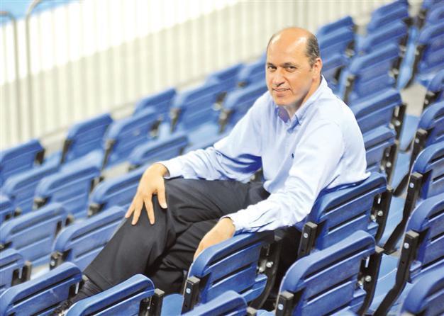 Doğan bids to dethrone Demirel after 20 years