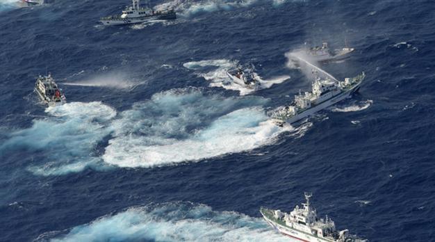 Japan, Taiwan fire water cannon near disputed islands
