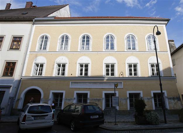 Nazi seaside death cell to become Dutch museum