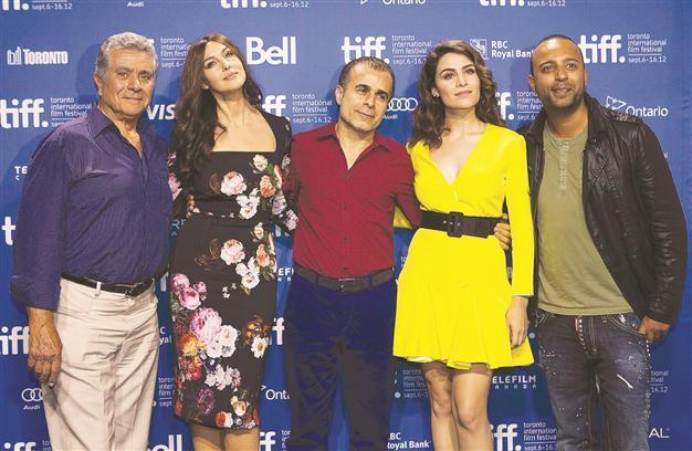Iranian director brings film legends together