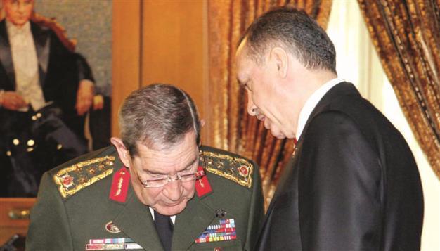 Panel to hear ex-chief