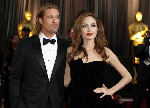 French mayor denies Brangelina to wed at weekend