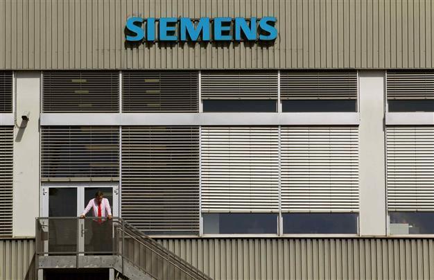 Siemens sold sabotaged gear for nuclear sector: Iran