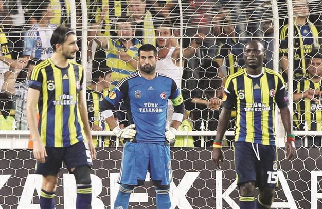 Troubled Fenerbahçe looks to bounce back against Trabzon