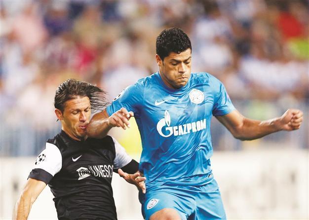 Zenit players revolt over Hulk purchase
