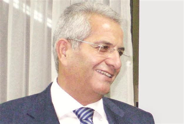 AKEL ‘needs Messi-like political kick for ballot’