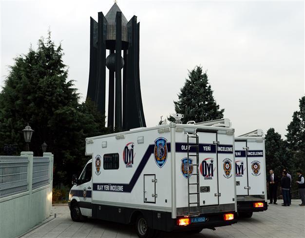 Exhumation begins at late President Özal’s grave