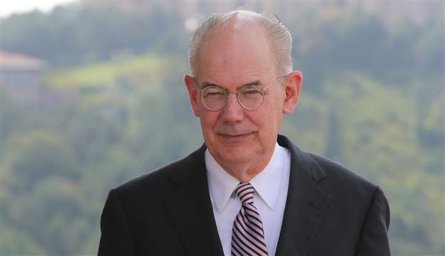US has stepped back over Syria, academic says