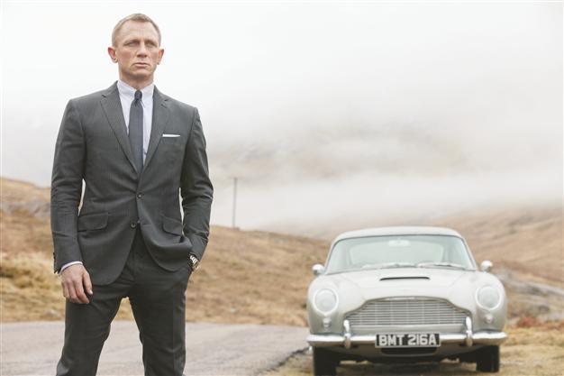 Adele readies to sing ‘Skyfall’ theme song