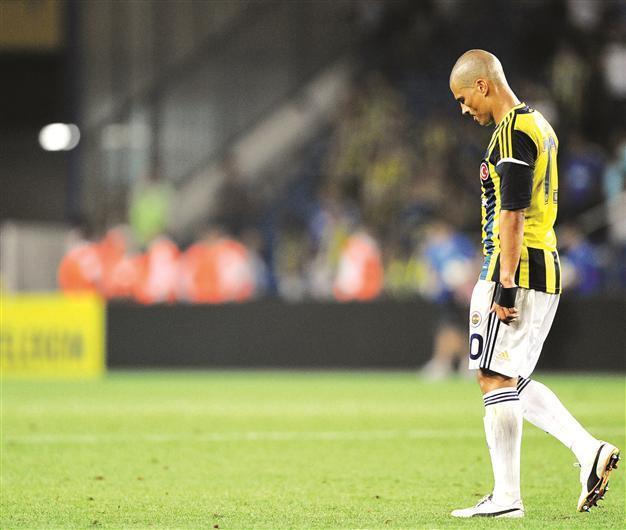 Alex loses Fener ego wars, but wins hearts