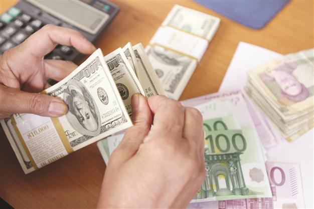 Iran not worried over rial’s free fall