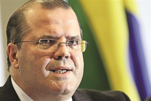 Brazilian Central Bank cuts rate to historic low