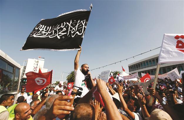 Tunisian kid mag publishes Molotov recipe