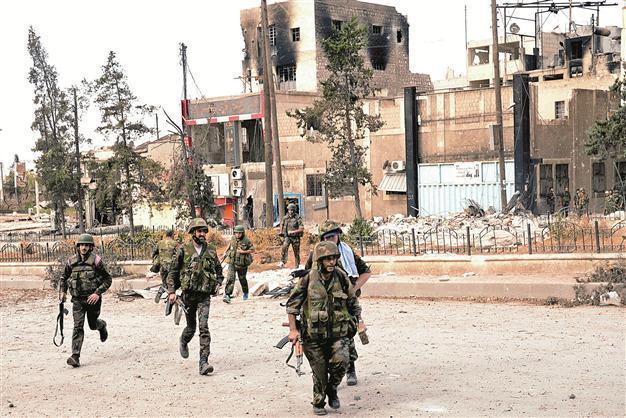 ‘Dozens’ dead in twin Damascus bombings