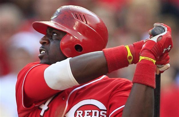 Cincinnati Reds beat Giants in MLB playoff series opener