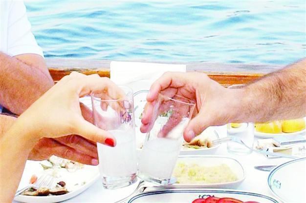Turks consume second most expensive rakı in the world