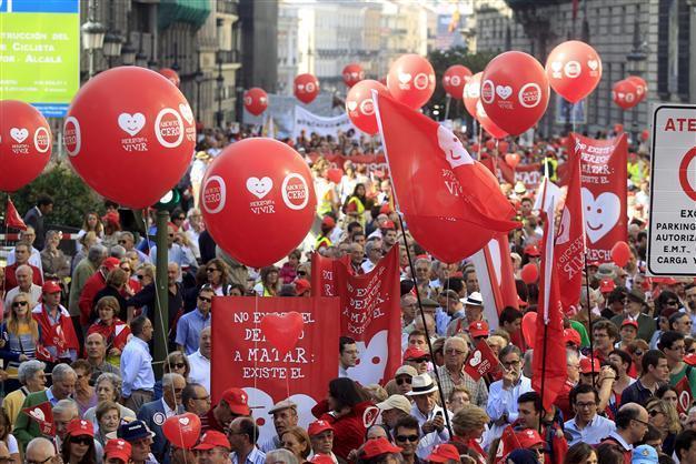 2,000 people march in Madrid against abortion