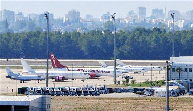 Two hurt as plane evacuated in Turkey after fire: reports