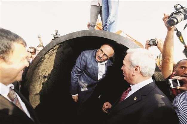 Turkey starts Cyprus water supply project