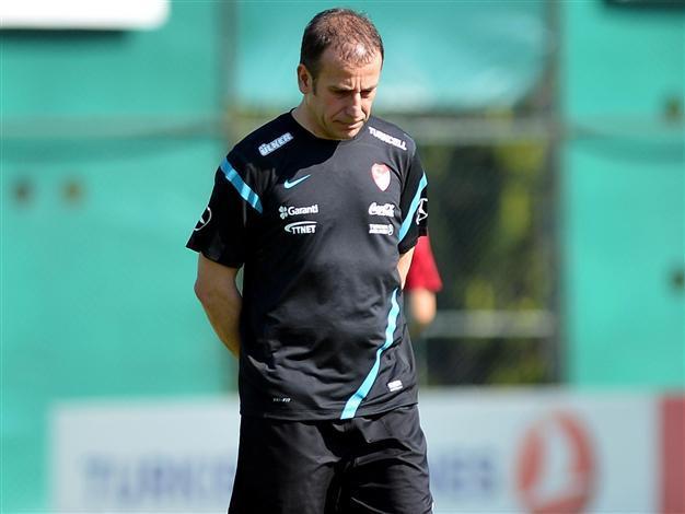 Turkey takes do-or-die game against Hungary