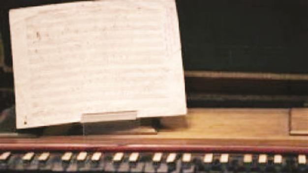 Beethoven score sells for record prize in Paris