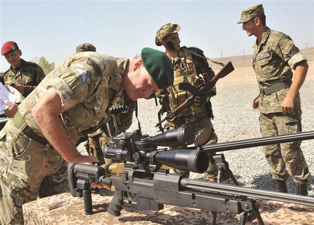 Armenia simulates strike at Azeri oil, gas