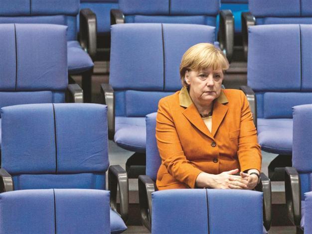 Merkel wants to give EU power on national budgets