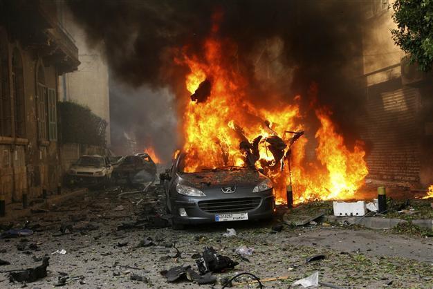 Lebanon police intelligence chief killed by Beirut car bomb