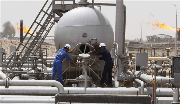 Bad weather stops Iraqi oil exports