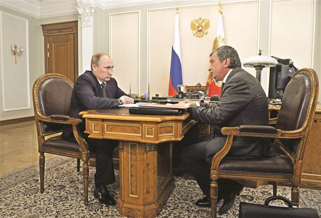 BP, Russia ink $61 billion mega accord