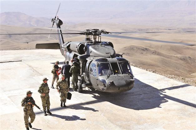 Military to move personnel by air