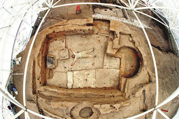 Experimental houses to depict ancient life