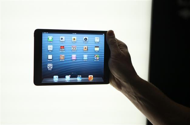 Apple forced to publish statement absolving Samsung of stealing designs