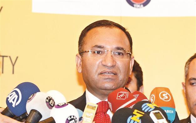 Turkey to solve Roma citizens’ issues: Bozdağ