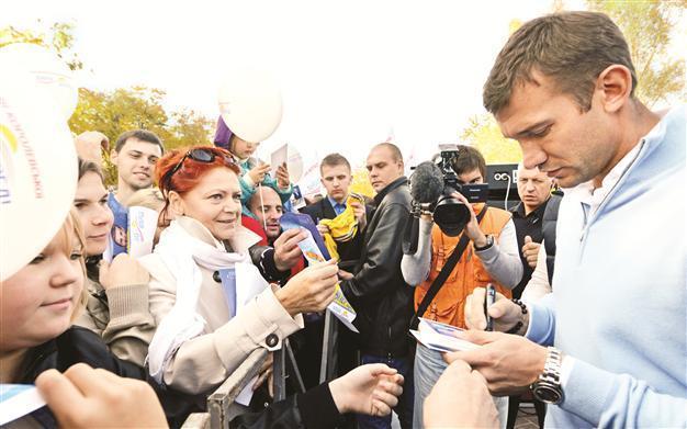 Ukraine election to see popular figures