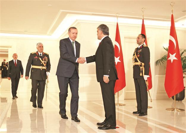 Turkish PM rejects rift with president