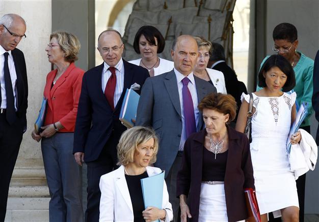 French Cabinet to get anti-sexism education