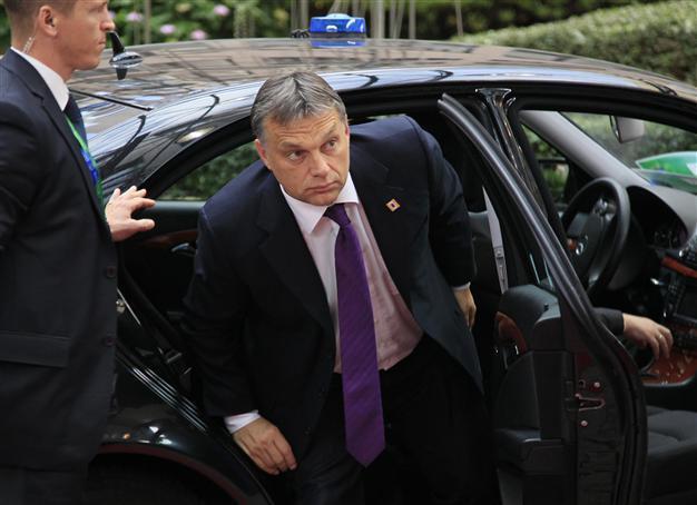 Hungarian government proposes offering citizenship for major investors