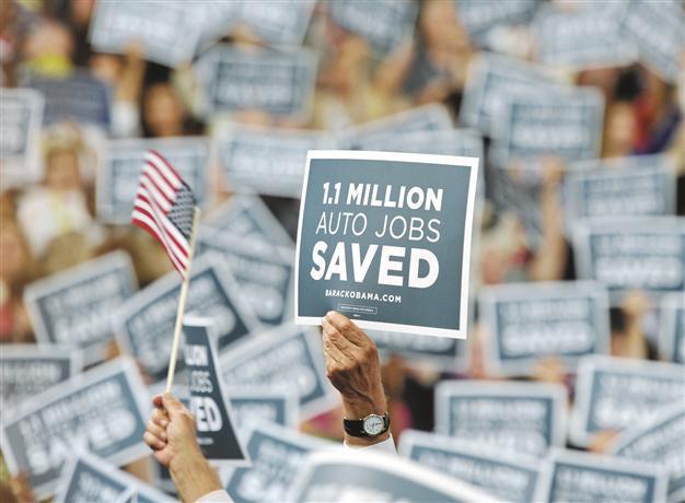 Obama heads back to fight against dire economy woes