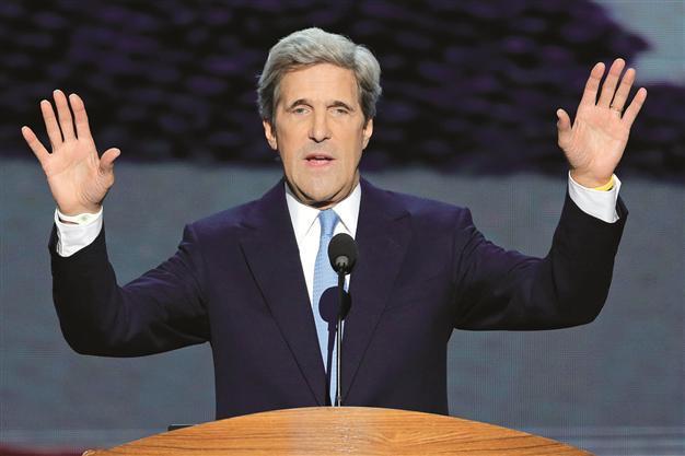 Russia tilts to Kerry as top envoy