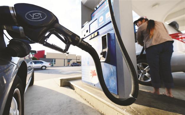 US to become top oil producer: IEA