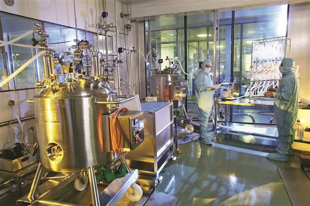 Pfizer opens local plant of pneumonitis vaccine