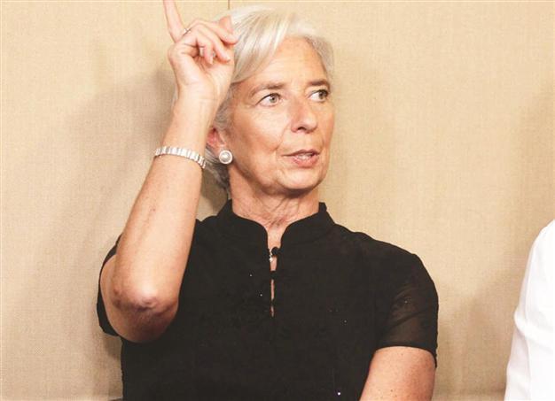 IMF predicts 3 pct growth this year