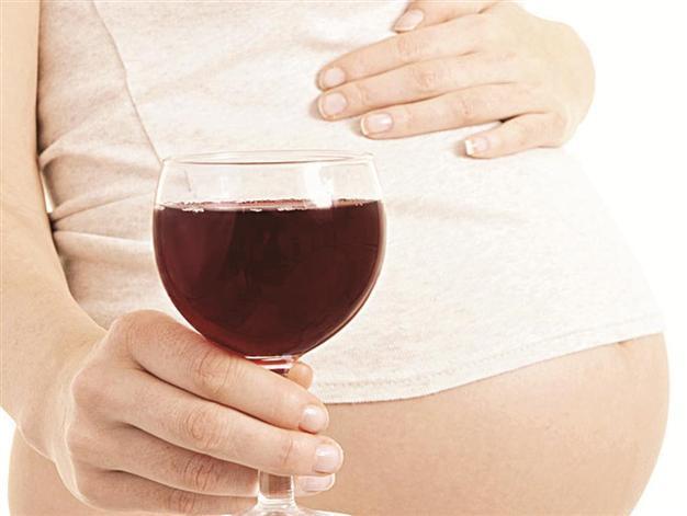 Drinking when pregnant may affect child’s IQ