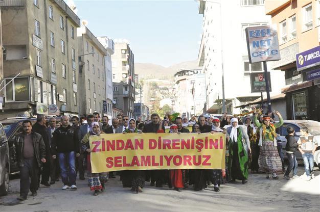 Hunger strikes unacceptable in democracies: Rapporteur