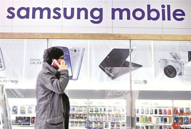 Rival sues Samsung in US for patent row