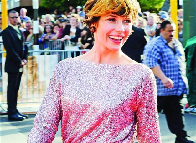 Hobbit fans gather for premiere
